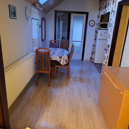 Etus Vendeghaz Villa Balatonfenyves Luaran gambar