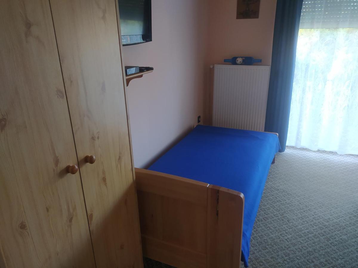Etus Vendeghaz Villa Balatonfenyves Luaran gambar
