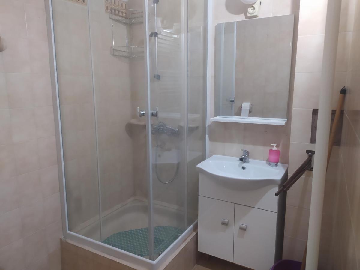Etus Vendeghaz Villa Balatonfenyves Luaran gambar