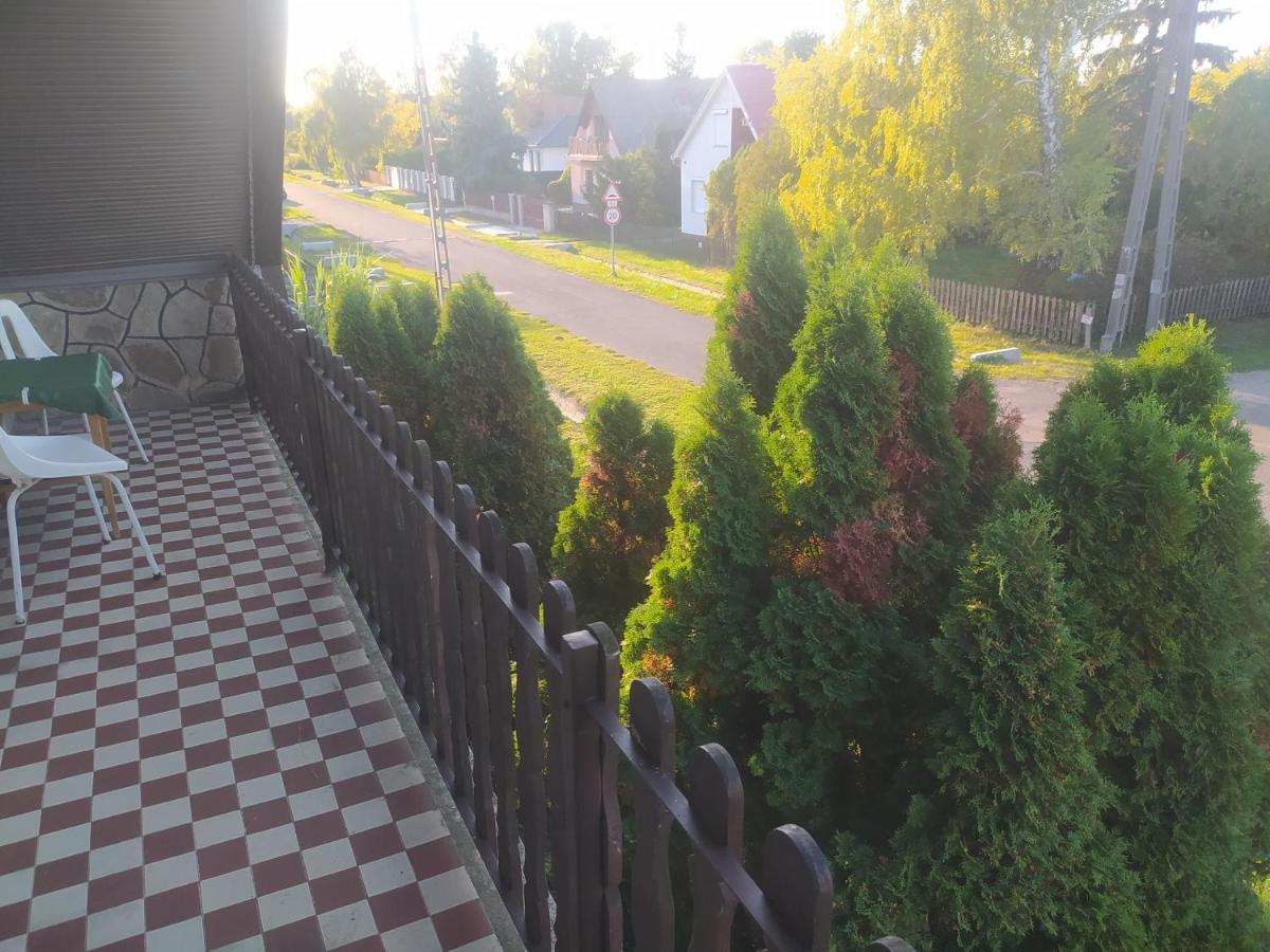 Etus Vendeghaz Villa Balatonfenyves Luaran gambar