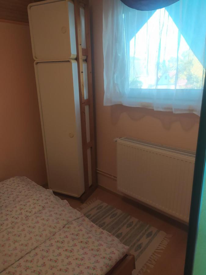 Etus Vendeghaz Villa Balatonfenyves Luaran gambar