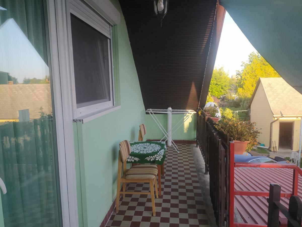 Etus Vendeghaz Villa Balatonfenyves Luaran gambar