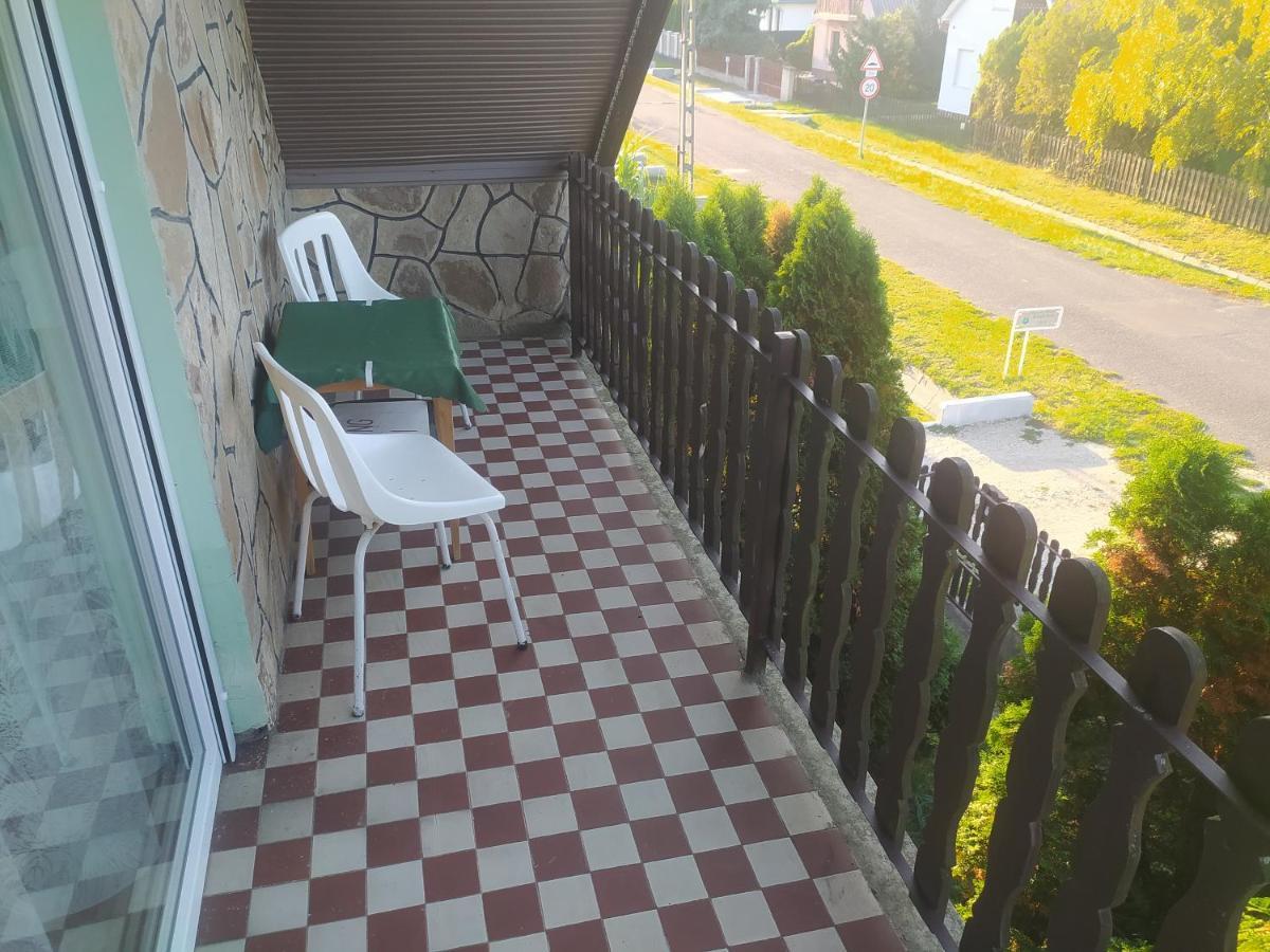 Etus Vendeghaz Villa Balatonfenyves Luaran gambar