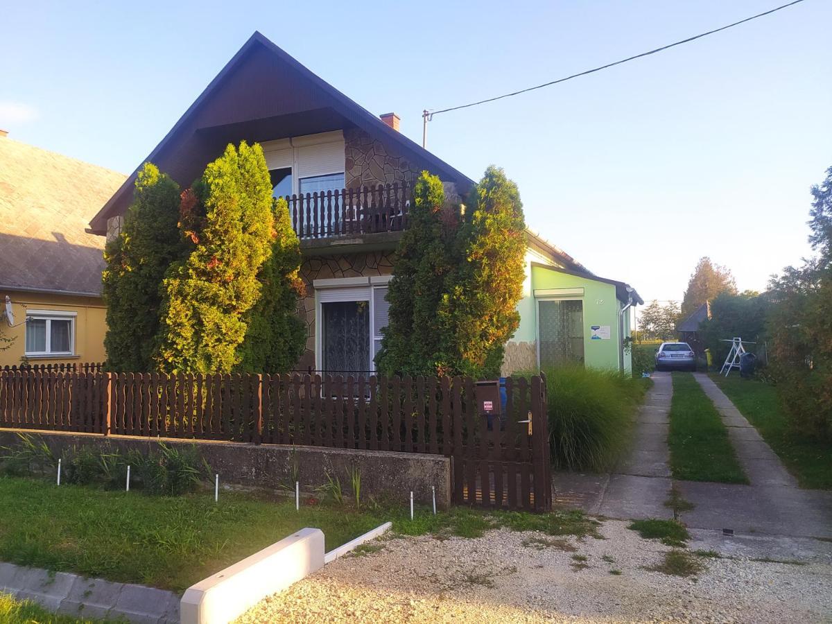 Etus Vendeghaz Villa Balatonfenyves Luaran gambar