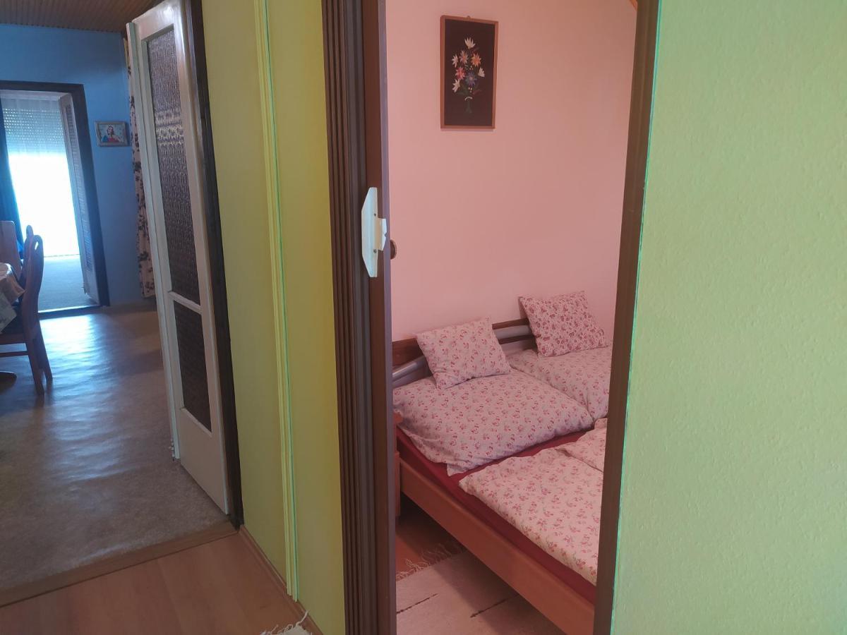 Etus Vendeghaz Villa Balatonfenyves Luaran gambar