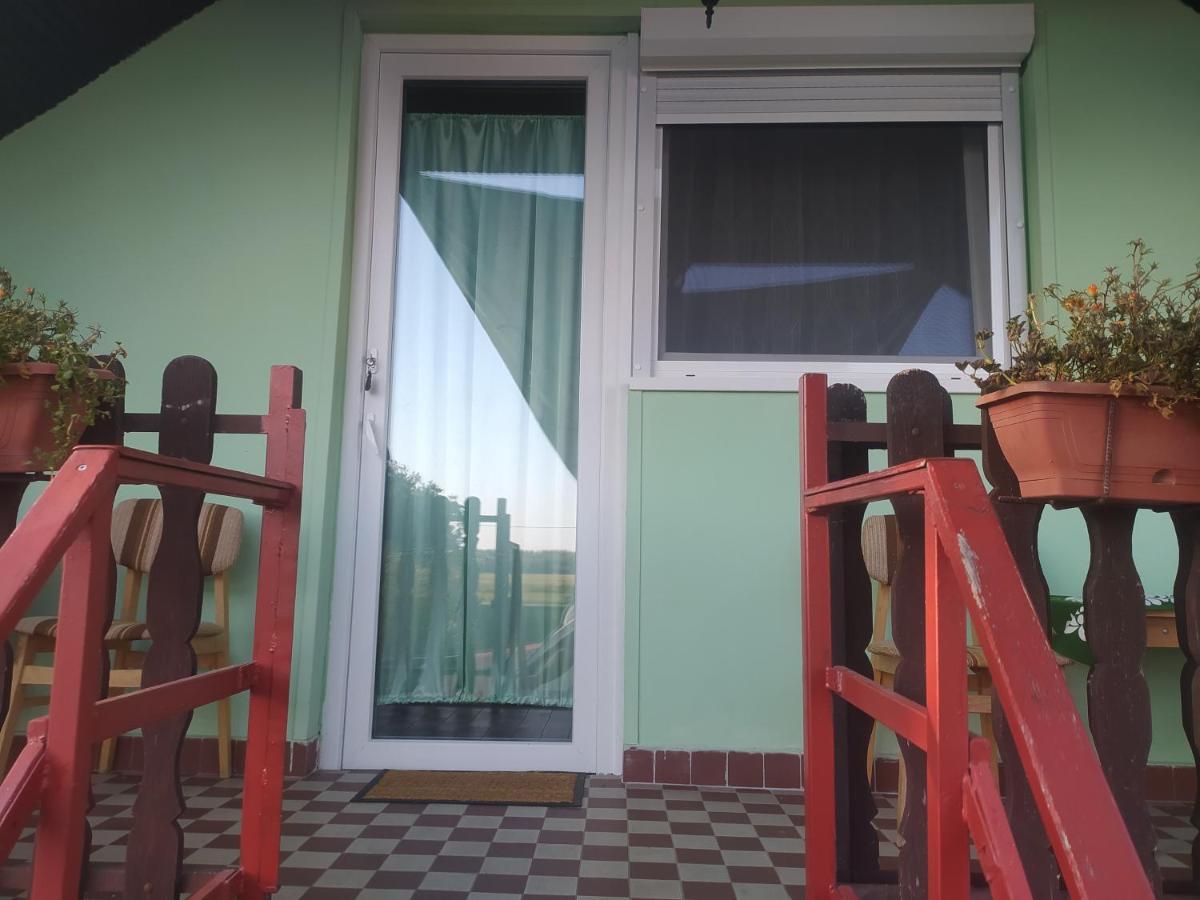 Etus Vendeghaz Villa Balatonfenyves Luaran gambar