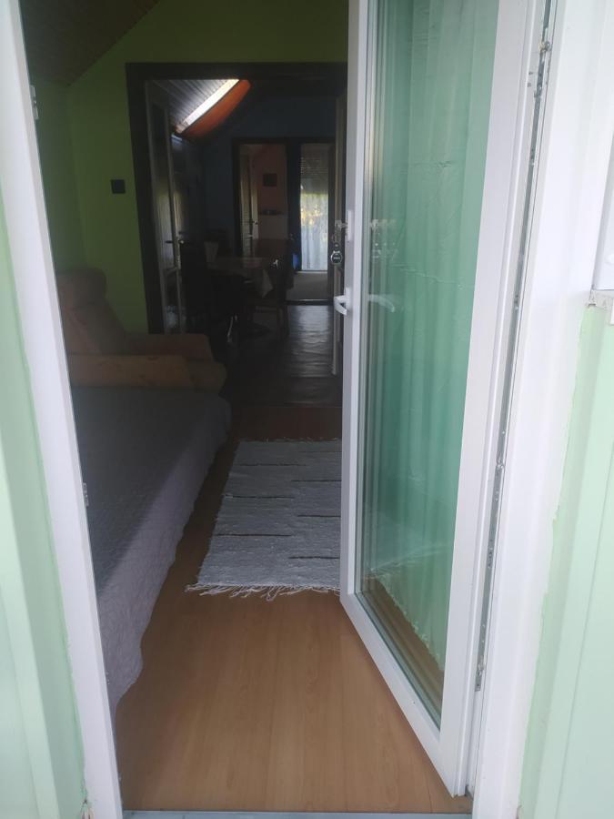 Etus Vendeghaz Villa Balatonfenyves Luaran gambar