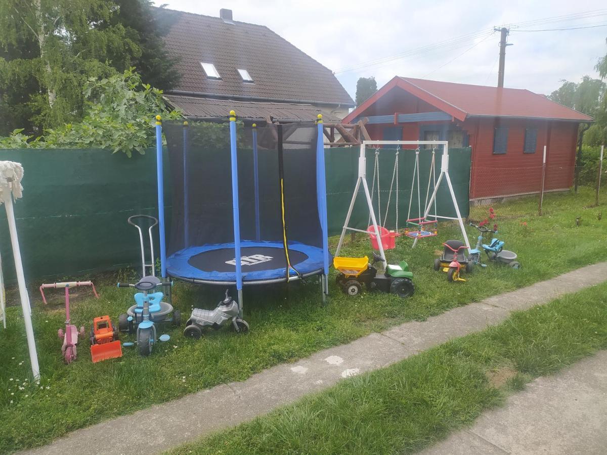 Etus Vendeghaz Villa Balatonfenyves Luaran gambar